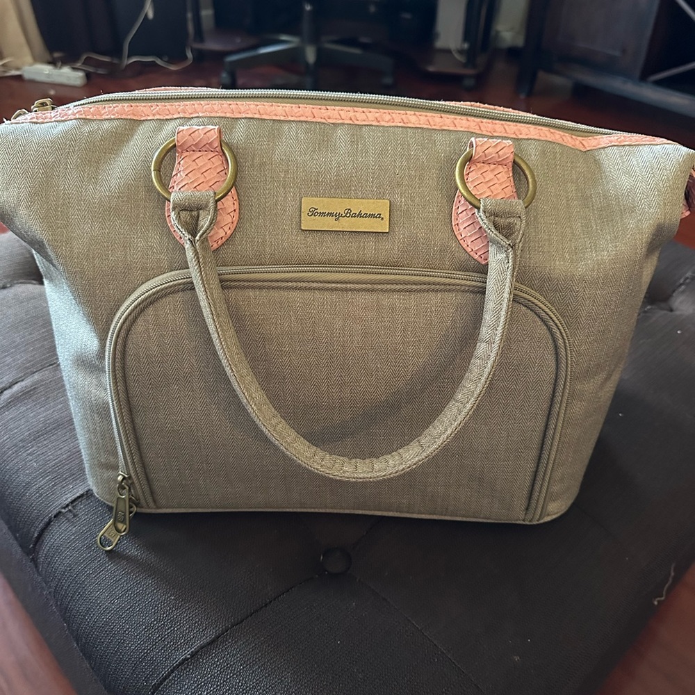 TOMMY BAHAMA COSMETIC TRAVEL BAG